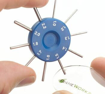 Fast Find Lens Hole Gauge